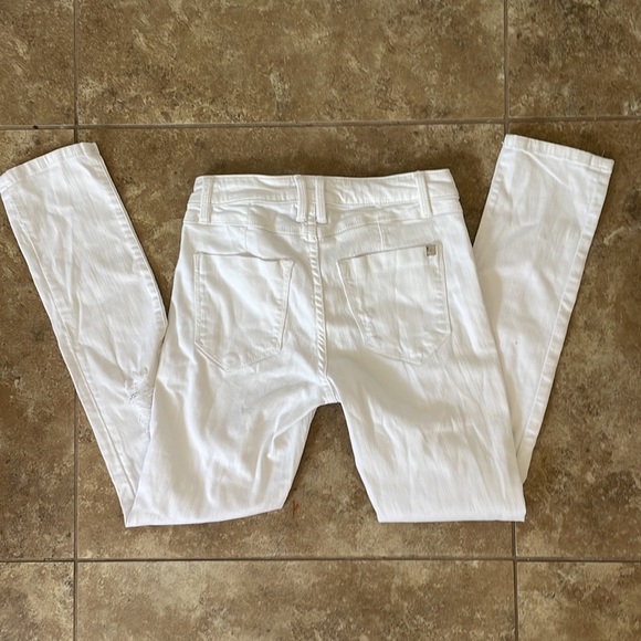 BEBE Heartbreaker skinny white ripped jeans size 25 - Picture 4 of 4